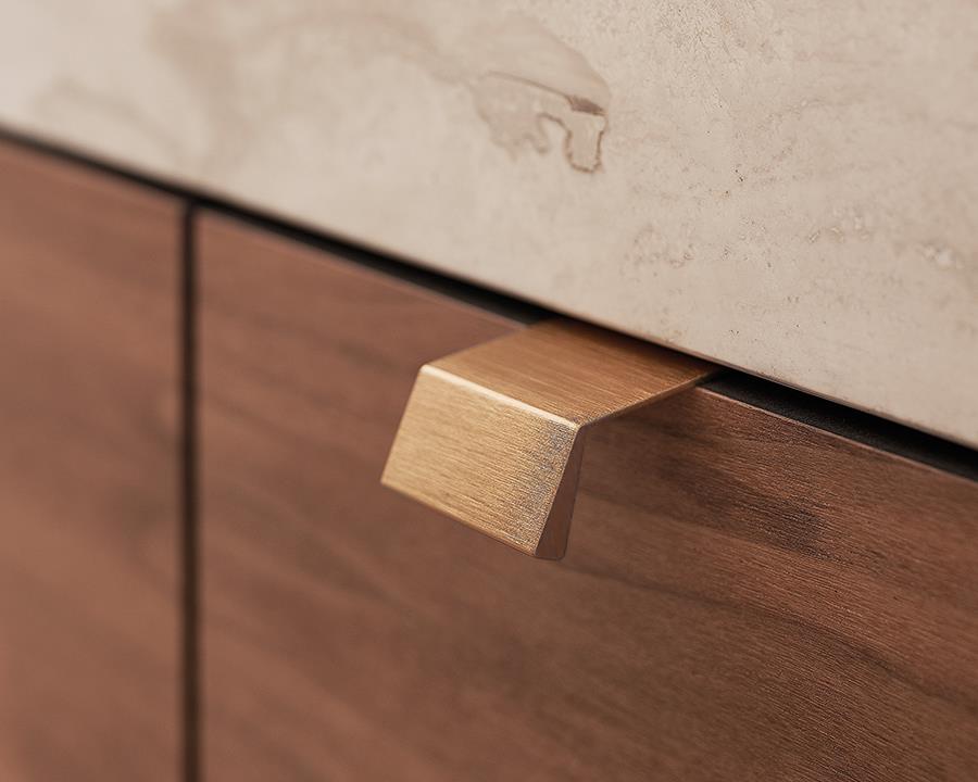 Furnipart Bench Knob in brushed brass, 40mm, durable zamac material, ideal for cabinets, drawers, and furniture hardware.