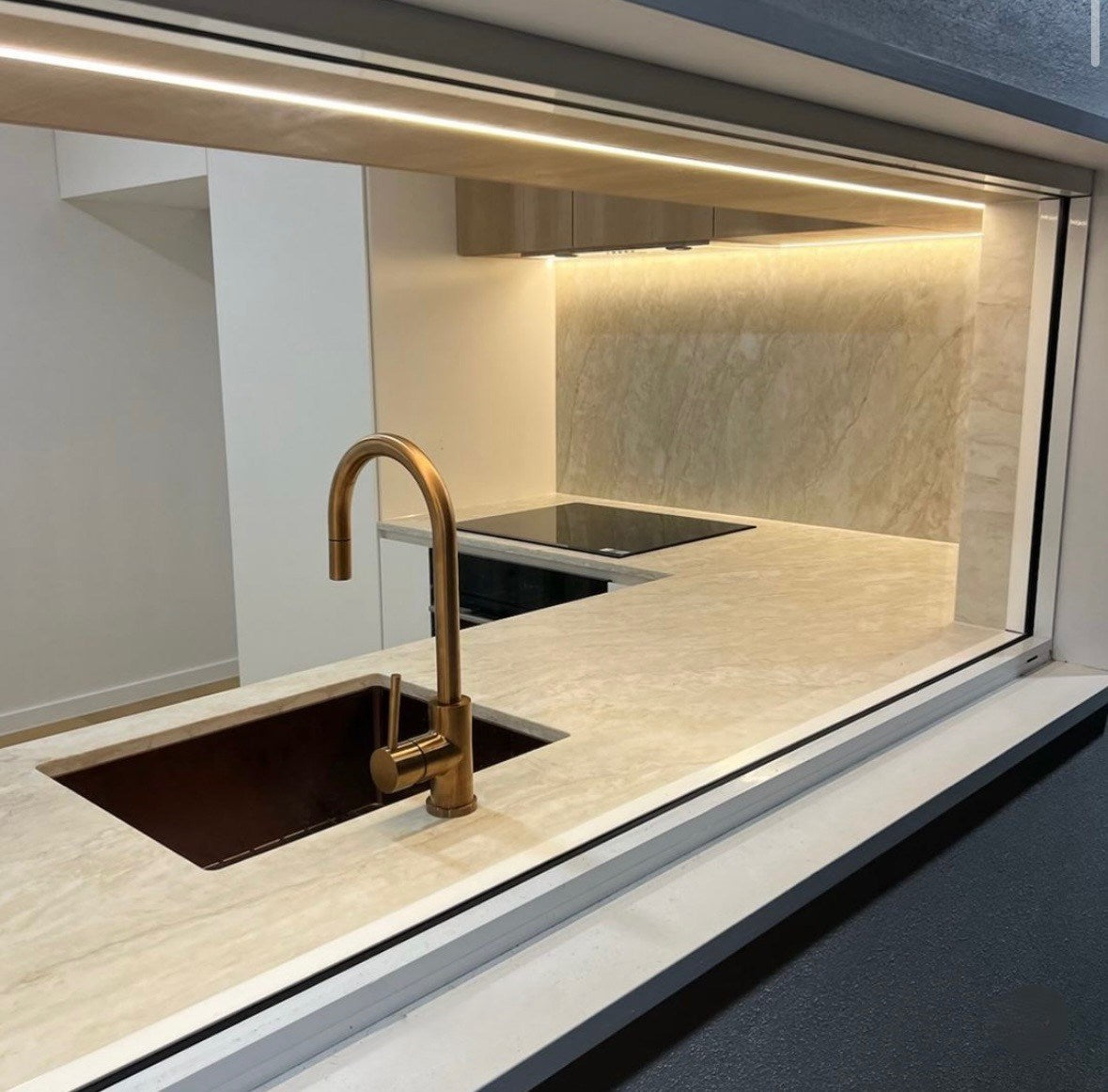 Champagne Quartz Stone (Ultra Natural Range)