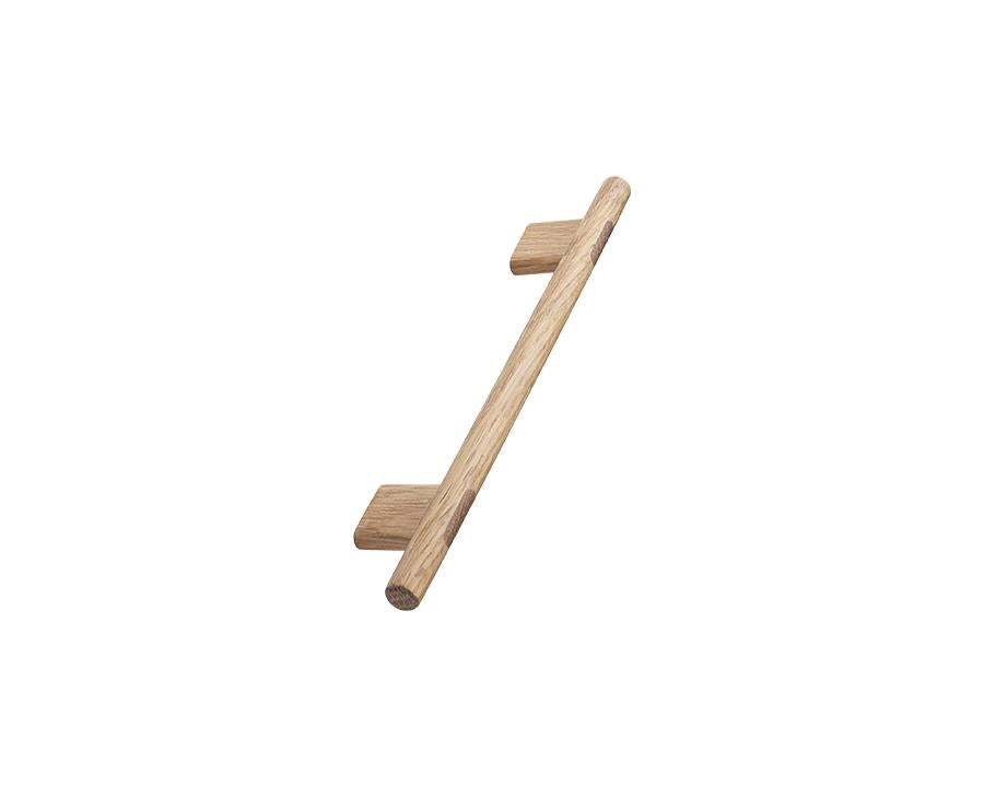 Furnipart Join Handle. Finish: Oak Lacquered. Length: 240mm