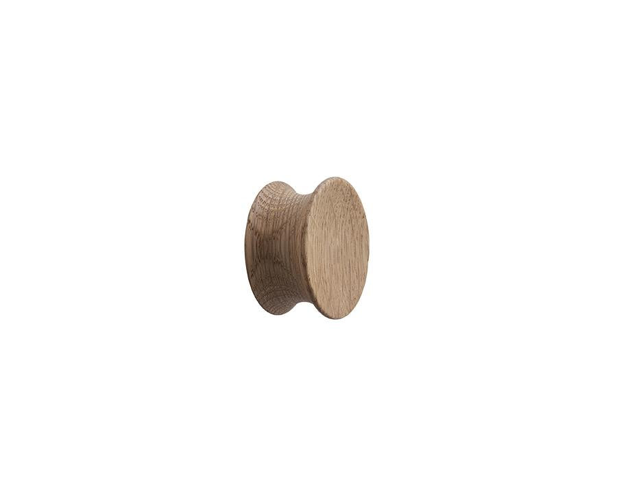 Furnipart Pulley Knob. Finish: Oak Lacquered. Diameter: 45mm