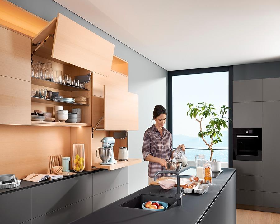 Blum Synchronisation Shaft for Pull-Out Shelf Lock by W&B
