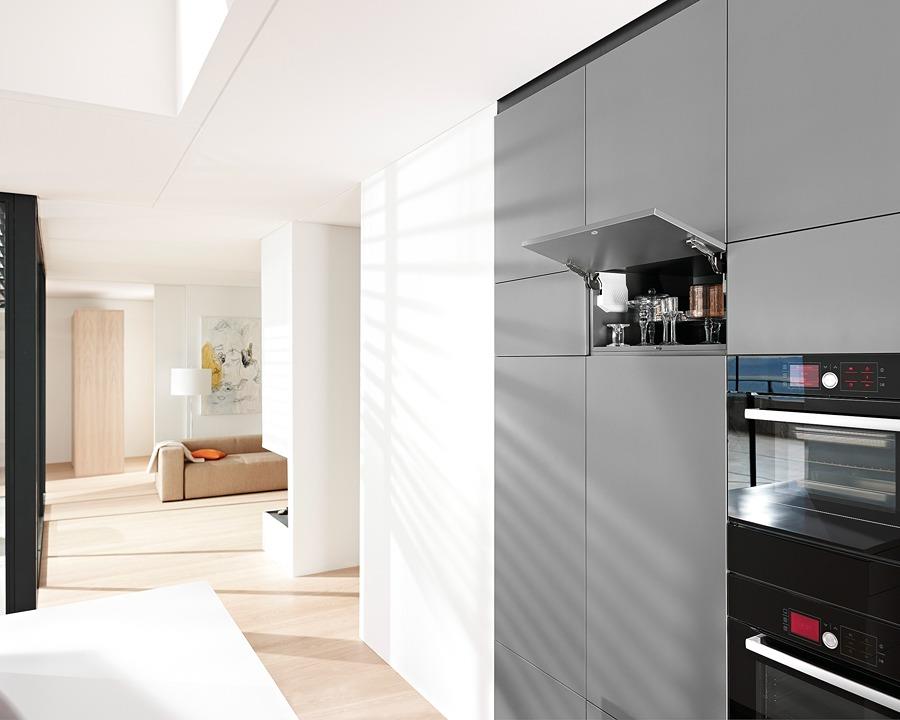Blum AVENTOS Overhead Stay HK-S Lift Mechanism Set with TIP-ON in White. Power Factor: 960 - 2215. Cabinet height to maximum of 600mm *20K2E00.06* by W&B