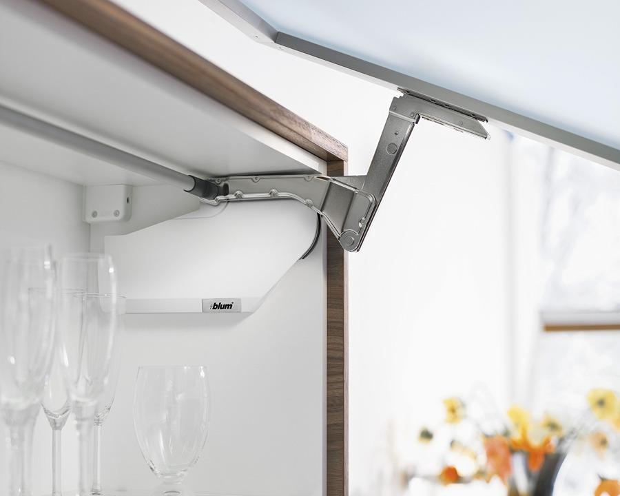 Blum AVENTOS Overhead Stay HS Cover Plate in Silk White. Not compatible with SERVO-DRIVE 20S8020