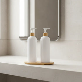 White Plastic Pump Bottles + Bamboo Tray – 500 ml Set