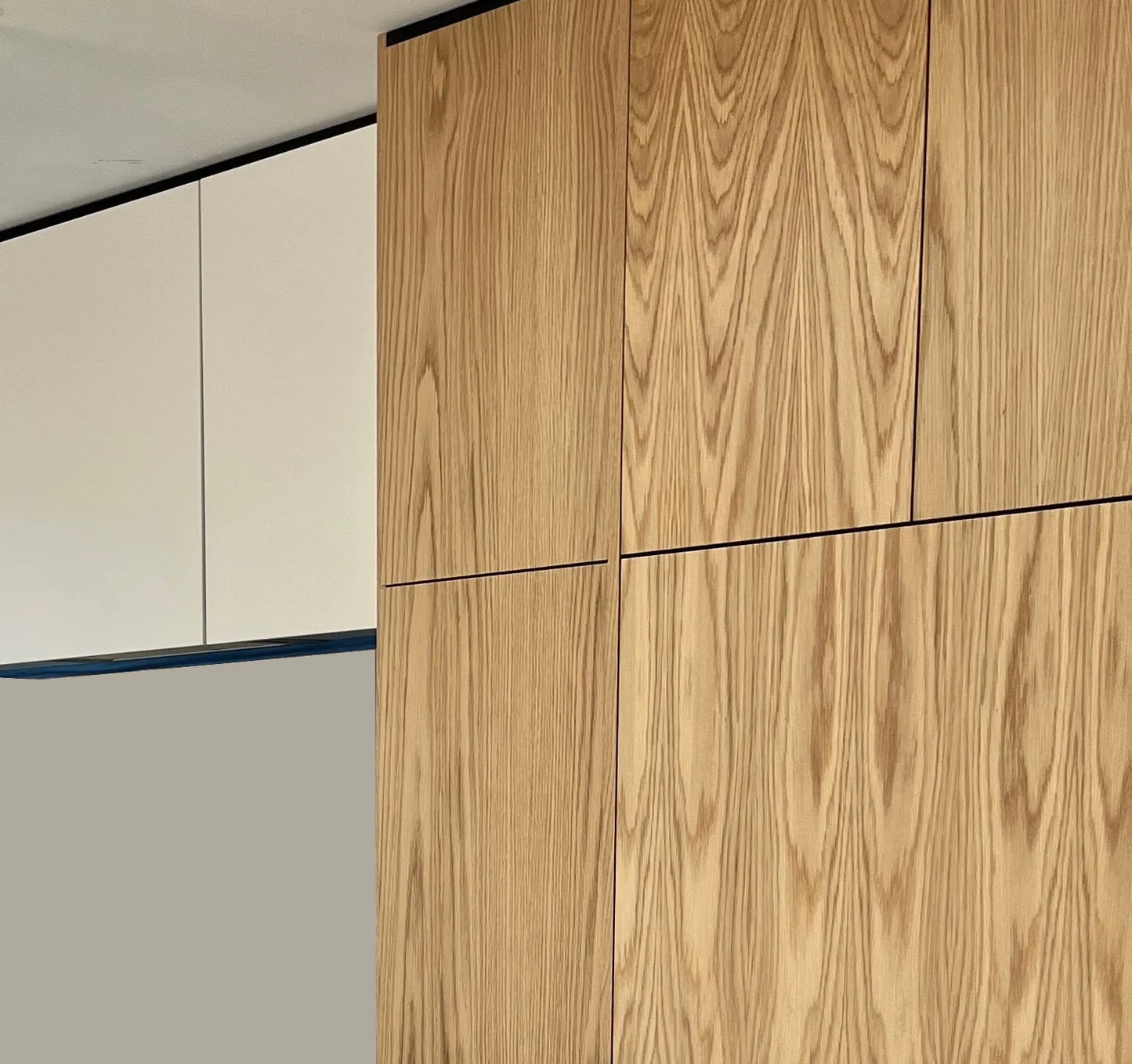 American Oak Veneer | 17mm x 2400x1200mm MR MDF