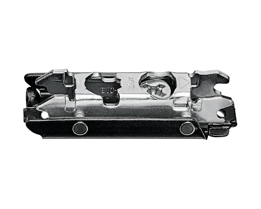 Blum EXPANDO CLIP mounting plate straight in onyx black. 0mm 177H3100E