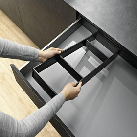 Blum AMBIA-LINE Steel Frame Series 4 Silk White Size: 370mm ZC7F400RSP by W&B