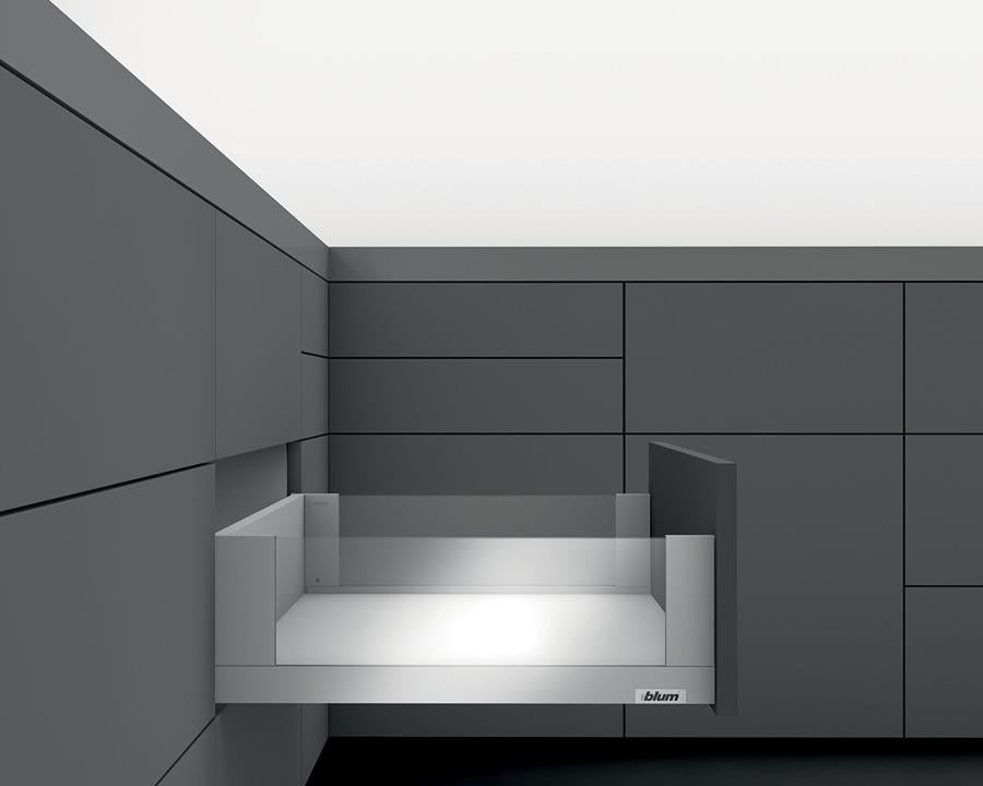 Blum LEGRABOX free drawer side C‑height 500 mm in silk white, slim steel profile, full‑extension, 40 kg dynamic capacity