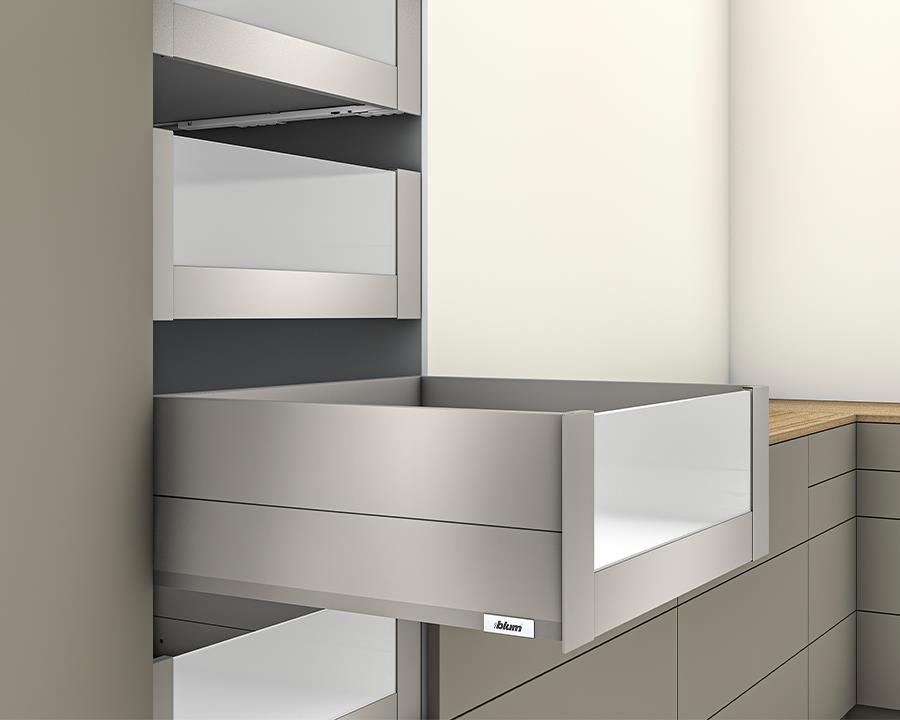 Blum MERIVOBOX 550 mm inner drawer BOXCAP with high‑glass side panels, Indium Grey finish, 192 mm height, 70 kg load capacity — for 600 mm kitchen/base cabinet