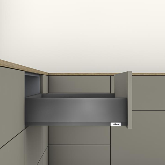 Blum MERIVOBOX 129 mm K‑height 600 mm full‑extension Orion Grey steel‑sided drawer with TIP‑ON BLUMOTION soft‑close system