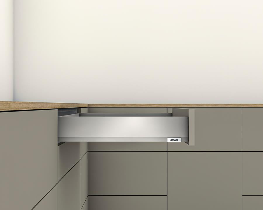 Blum MERIVOBOX M 91 mm drawer, 550 mm wide, indium grey finish, with soft‑close BLUMOTION, 70 kg load capacity