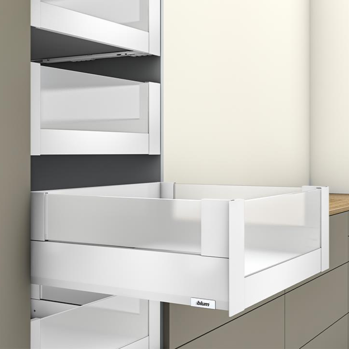 Blum MERIVOBOX modular E Height 192mm Inner Drawer BOXCOVER with High Glass Design Element 500mm with BLUMOTION in Silk White 40kg. To suit 1200mm wide cabinet by W&B