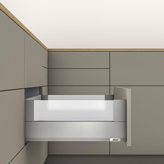Blum MERIVOBOX 450 mm Indium Grey BOXCOVER drawer – E‑height 192 mm full‑extension metal drawer with BLUMOTION soft‑close, for 15–40 kg load