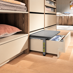 Blum Aluminium Horizontal Profile to Suit SPACE STEP Length 1050mm Z95Q1040A by W&B