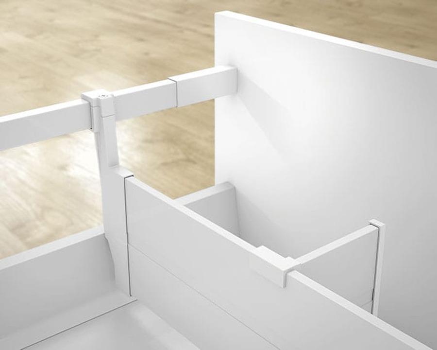 Blum TANDEMBOX Antaro cross‑divider connector, C‑height 142 mm, nylon, silk white (Z40C0002Z)