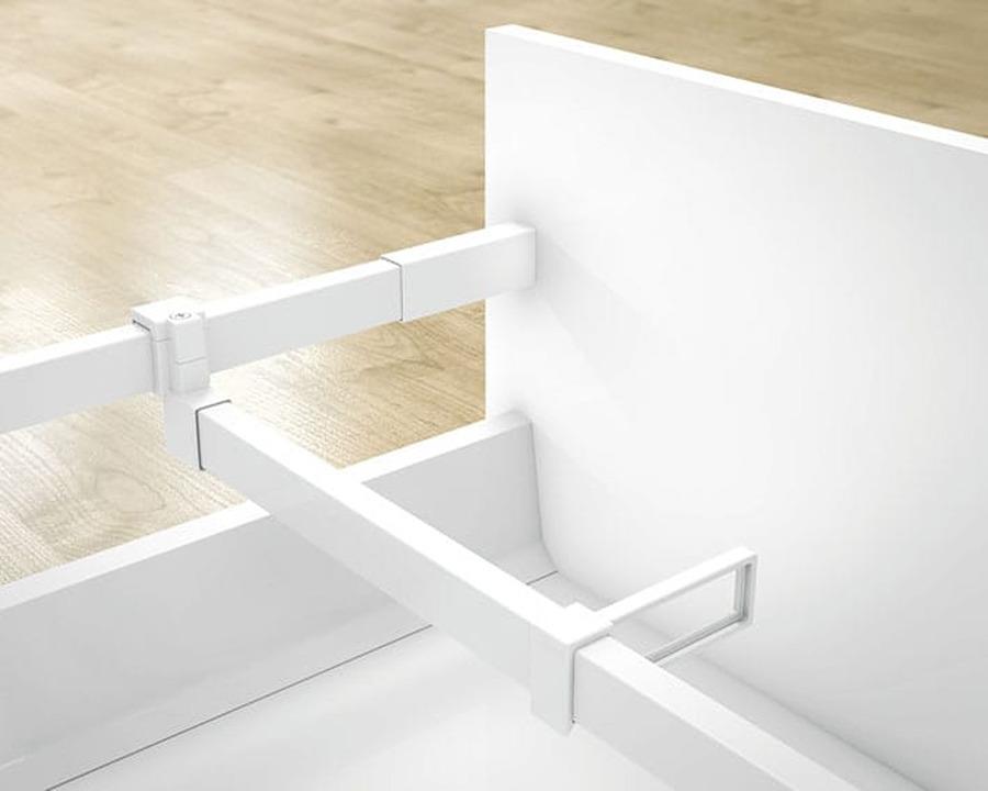 Blum TANDEMBOX Antaro cross‑gallery connector ZRU.01E0, nylon silk‑white, 3‑part screw‑on bracket