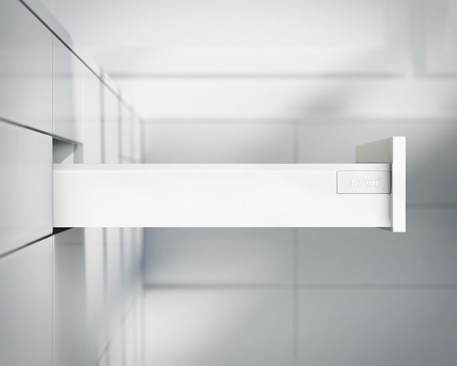 Blum TANDEMBOX Antaro M‑height drawer side, 650 mm, silk white steel (part 378M6502SA)
