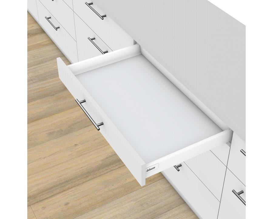 Blum TANDEMBOX Antaro 83 mm M-height, 450 mm silk white drawer with push‑to‑open TIP‑ON BLUMOTION (0–20 kg)