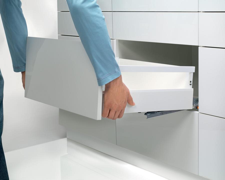 Blum TANDEMBOX 270 mm zinc‑plated carcase runner set (left + right), 30 kg capacity, with integrated BLUMOTION soft‑close