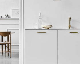 Furnipart D Lite Handle. Finish: Gold. Length: 173mm by W&B