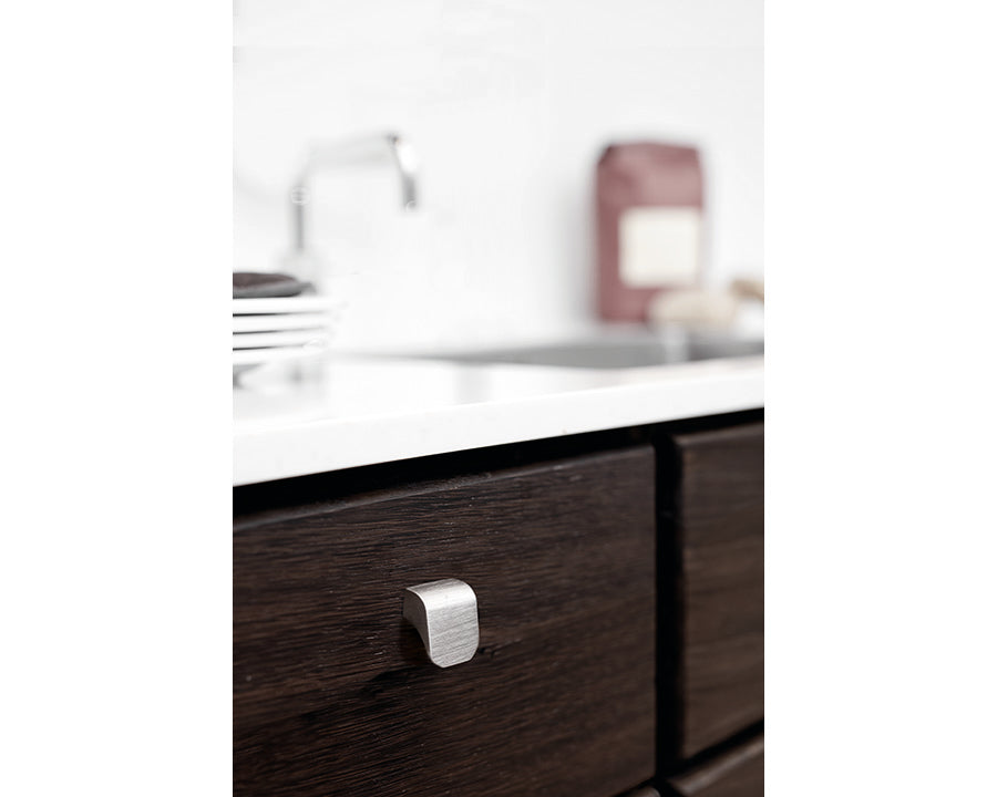 Furnipart Fall knob. Finish: Inox Look. Length: 28mm by W&B