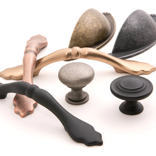 Florencia by Momo cabinet handle in elegant modern design, ideal for kitchen cabinets, wardrobes, and bathroom furniture upgrades