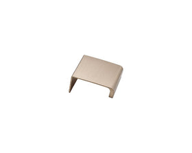 Furnipart Artisan Handle. Finish: Brushed Brass. Length: 40mm by Wilson & Bradley