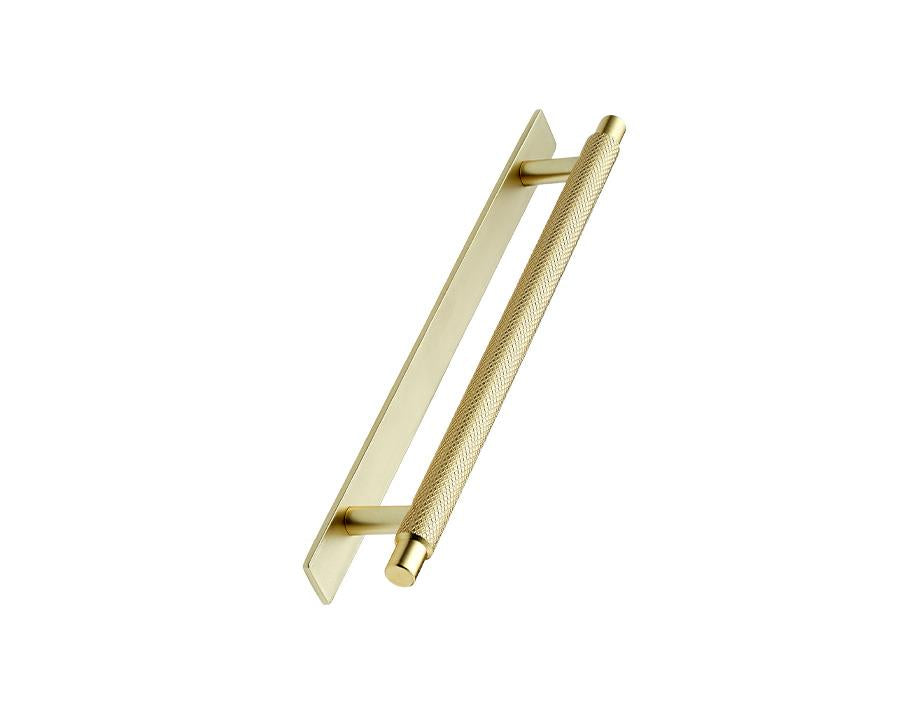 Furnipart Manor Handle. Finish: Gold. Length: 190mm by W&B