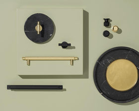 Furnipart Manor T Knob. Finish: Gold. Diameter: 30mm by W&B