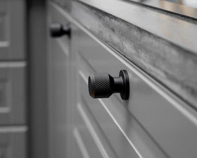 Furnipart Manor Round Knob. Finish: Matt Black. Diameter: 30mm by W&B