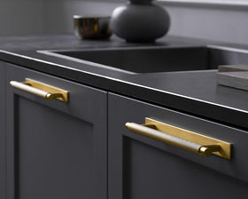 Furnipart Manor Handle. Finish: Gold. Length: 190mm by W&B