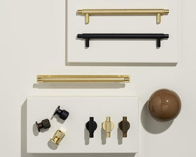 Furnipart Manor T Knob. Finish: Gold. Diameter: 30mm by W&B