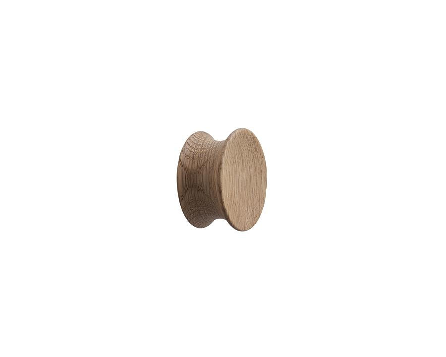 Furnipart Pulley Knob. Finish: Oak Clear Lacquered. Diameter: 45mm by W&B