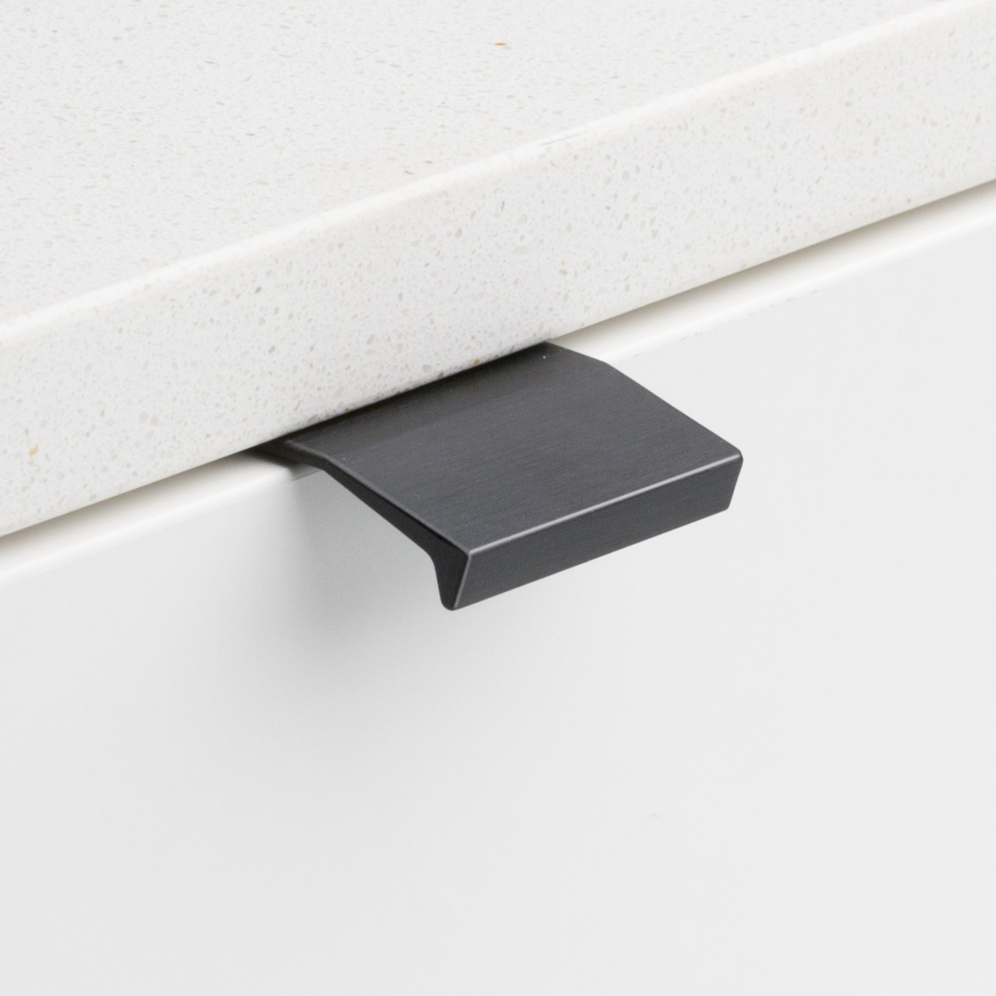 Kethy Edge Pull Handle – Brushed Anodised Aluminium