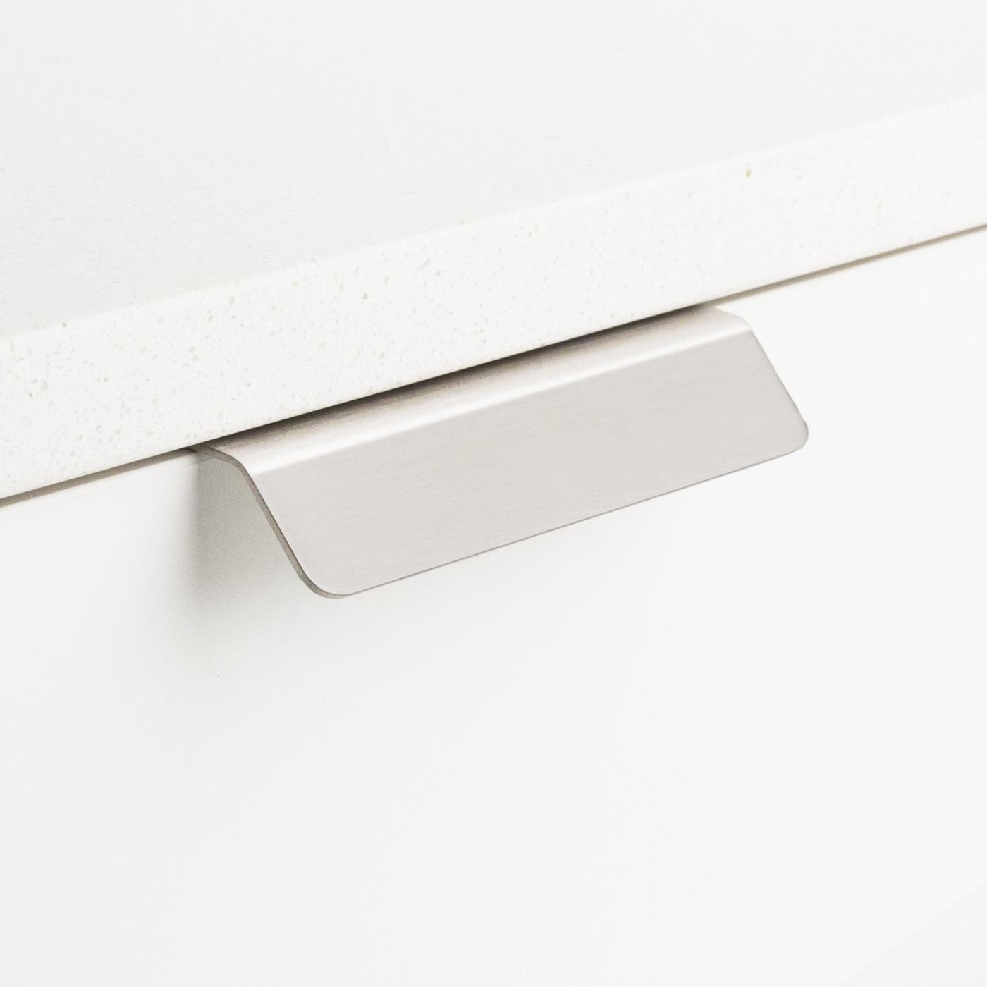 Kethy Edge Pull Straight