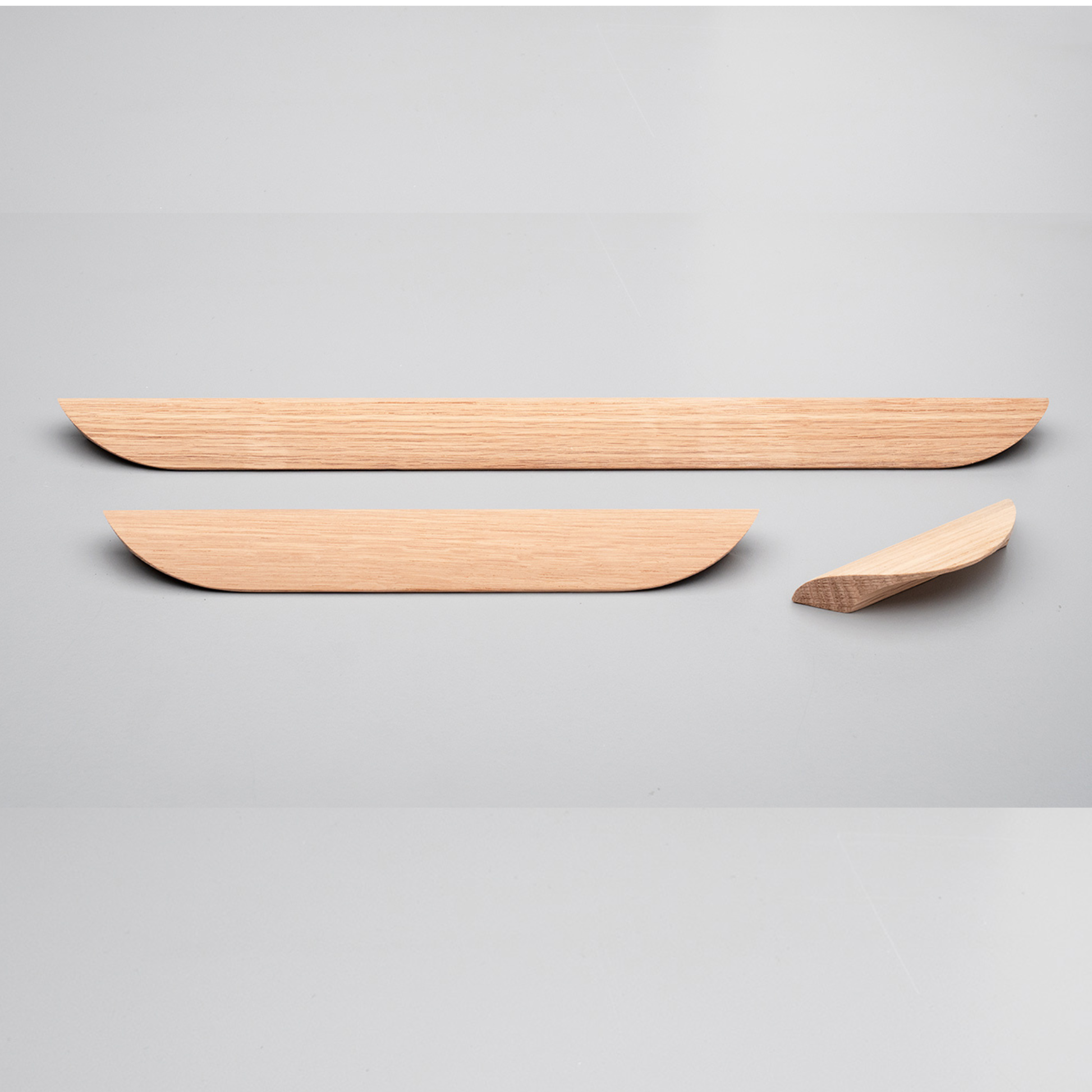 Kethy Archive unfinished raw oak timber curved cabinet and drawer pull handle