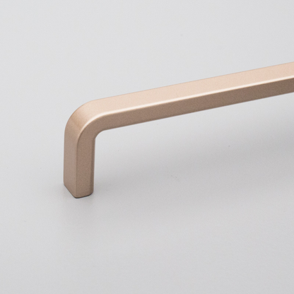 Kethy Byron die‑cast zinc cabinet pull handle in matt finish – modern hardware available in multiple sizes and finishes