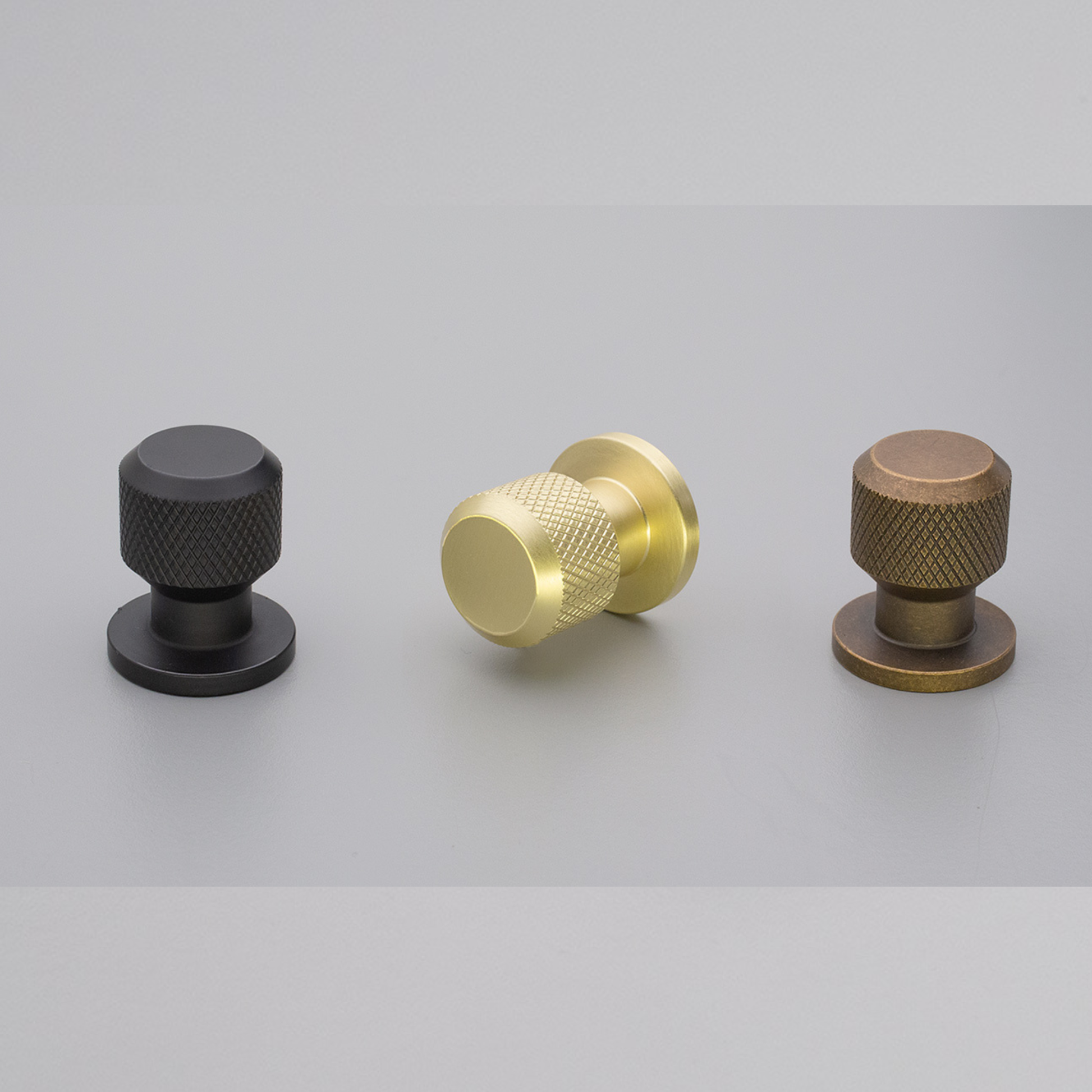 Kethy Herning die‑cast zinc cabinet knob in Antique Bronze, Brushed Gold, Black Matt and Inox Look finishes