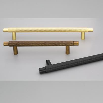 Kethy Herning die-cast zinc cabinet pull handle in Antique Bronze, Brushed Gold and Black Matt finishes – 128 mm & 192 mm