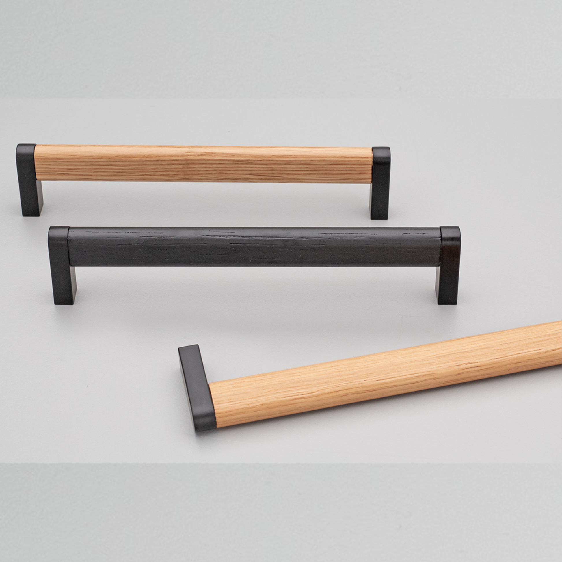 Kethy Hobro timber and zinc cabinet pull handle in Oak Matt Black and Black Oak Matt Black finishes – 160 mm & 320 mm