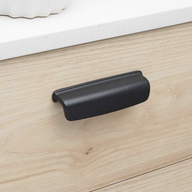 Kethy Iron Pull