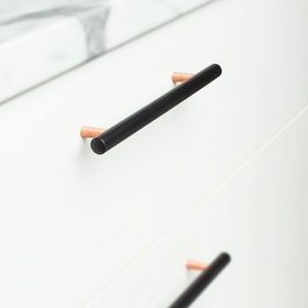 Kethy Tilla Handle