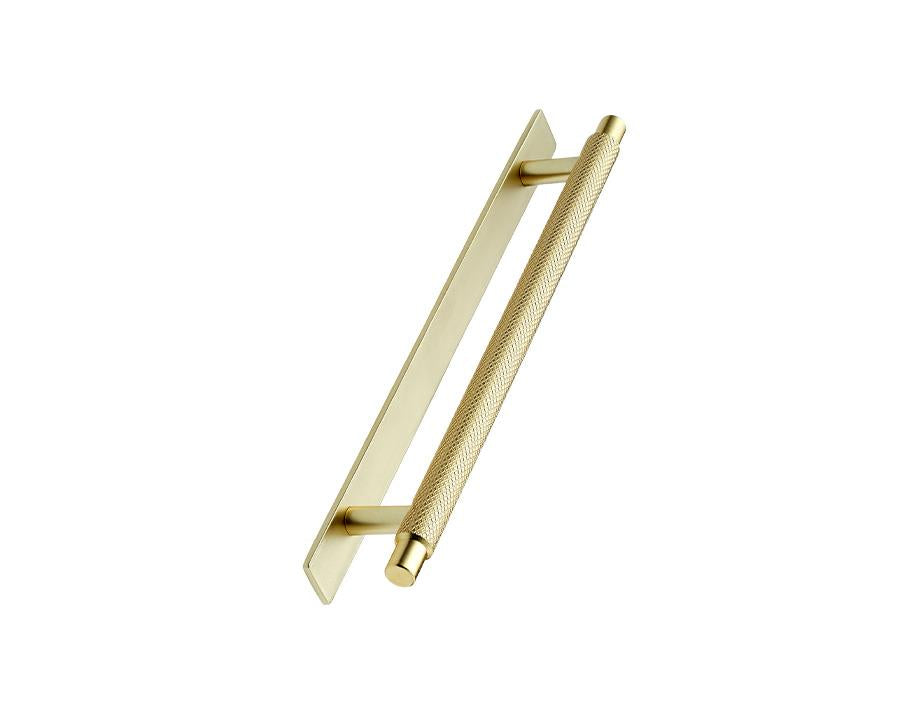 Furnipart Manor Handle. Finish: Gold. Length: 190mm