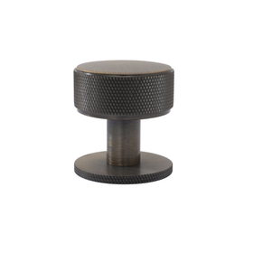 Belgravia Knurled by Momo