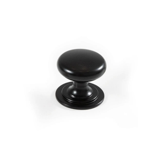 Momo Bosco modern minimalist cabinet handle for kitchen cupboards, drawers, and furniture applications