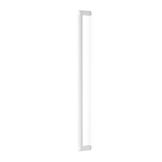 Momo Riss Big D handle designed for modern cabinetry and furniture applications, featuring an oversized contemporary profile ideal for kitchen cabinetry, wardrobes, and integrated appliance doors.