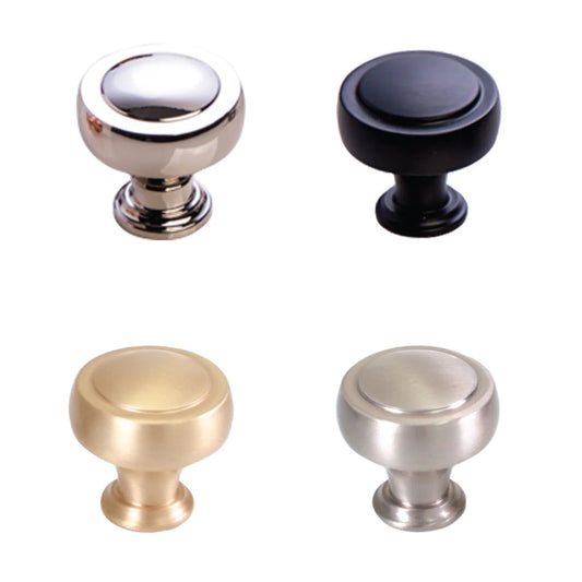 Pellaro by Momo cabinet handle, modern minimalist D-shaped pull handle designed for contemporary kitchen and cabinetry applications, offering sleek durable and elegant architectural hardware styling for interior design projects.