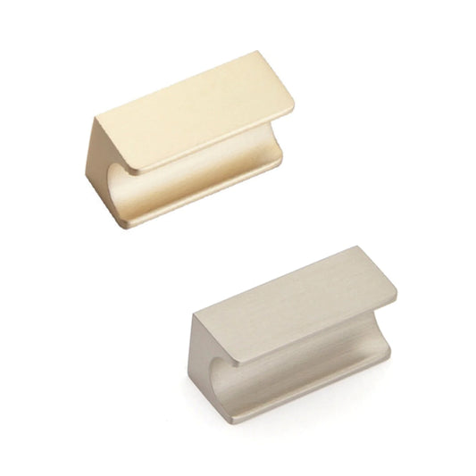 Sirolo by Momo modern cabinet handle in sleek finish variant, contemporary handle for kitchen cupboards, drawers, and furniture doors
