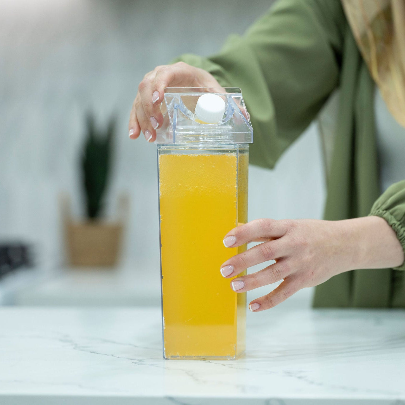 Clear Drink Container – 2 Liter-1