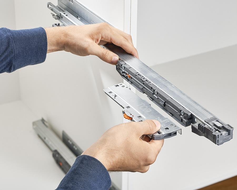 Blum TIP-ON BLUMOTION set for LEGRABOX sink application (includes latch & synchronised adapters) NL= 350 - 750mm. Total weight of the pull-out 0-20kg. Left & Right. T60L9340